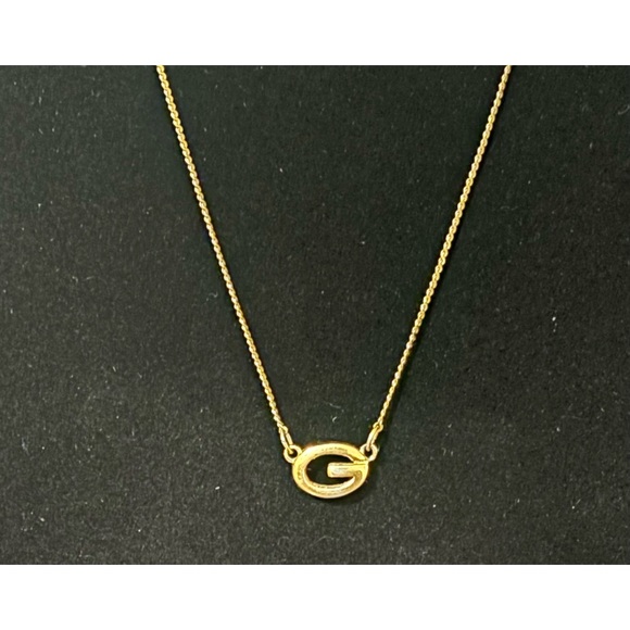 EUC Givenchy vintage oval G logo Gold plated necklace - Picture 3 of 7
